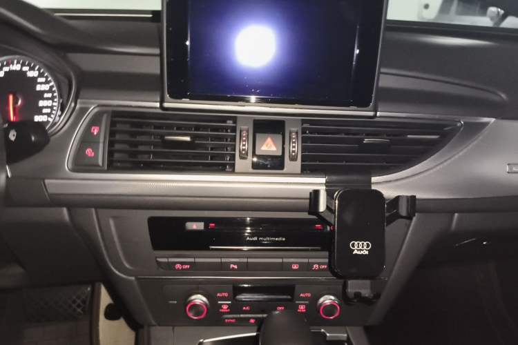 Used Audi A6L 2017 45 TFSI quattro Sport Edition Audio And AC Panel