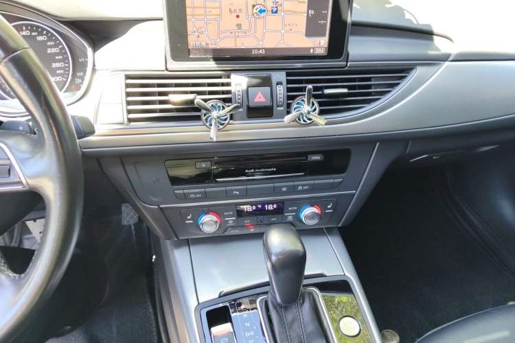 Used Audi A6L 2017 30 FSI Technology Model Audio And AC Panel