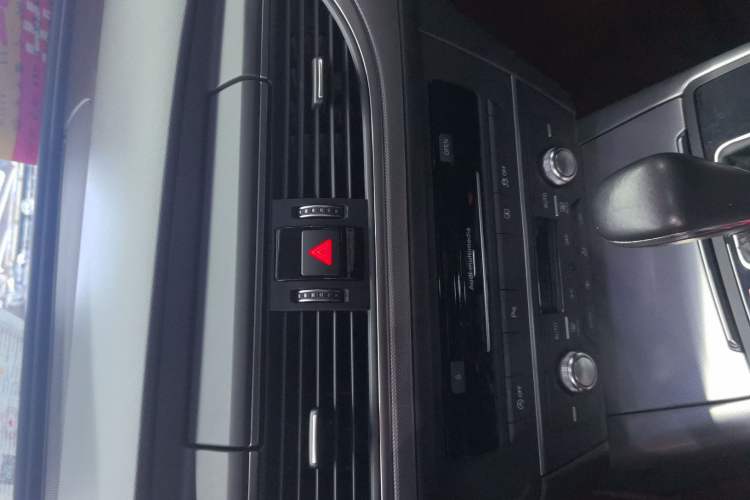 Used Audi A6L 2017 45 TFSI quattro Sport Edition Audio And AC Panel