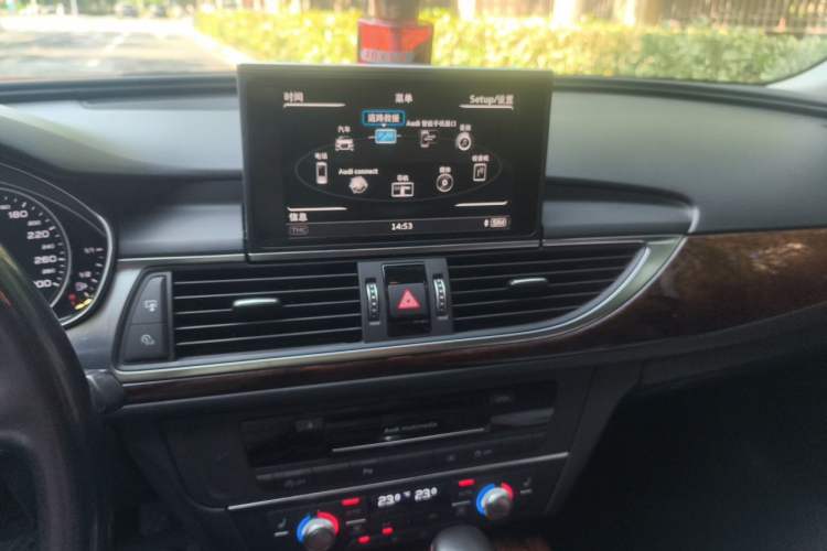 Used Audi A6L 2017 30 FSI Comfort Model Audio And AC Panel
