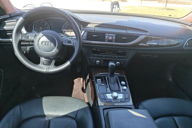 Used Audi A6L 2017 45 TFSI quattro Sport Edition Center Console