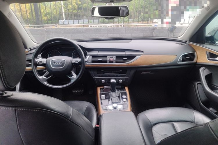 Used Audi A6L 2017 30 FSI Technology Model Center Console