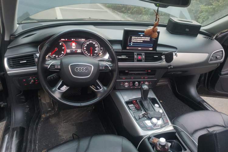 Used Audi A6L 2017 30 FSI Technology Model Center Console