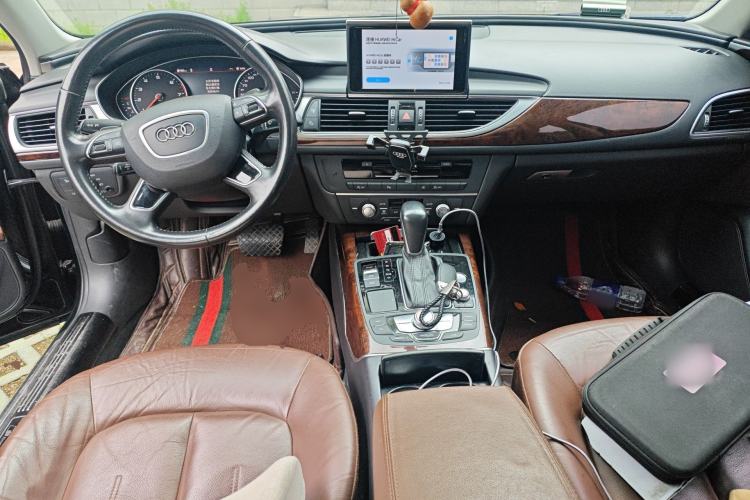Used Audi A6L 2017 30 FSI Comfort Model Center Console