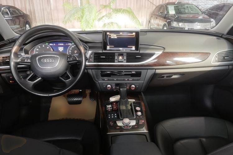 Used Audi A6L 2017 TFSI Comfort Model Center Console