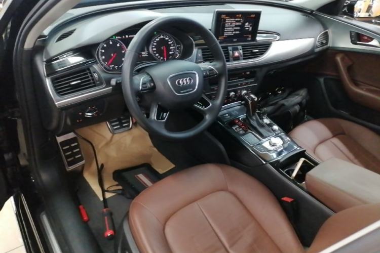 Used Audi A6L 2017 30 FSI Technology Model Center Console