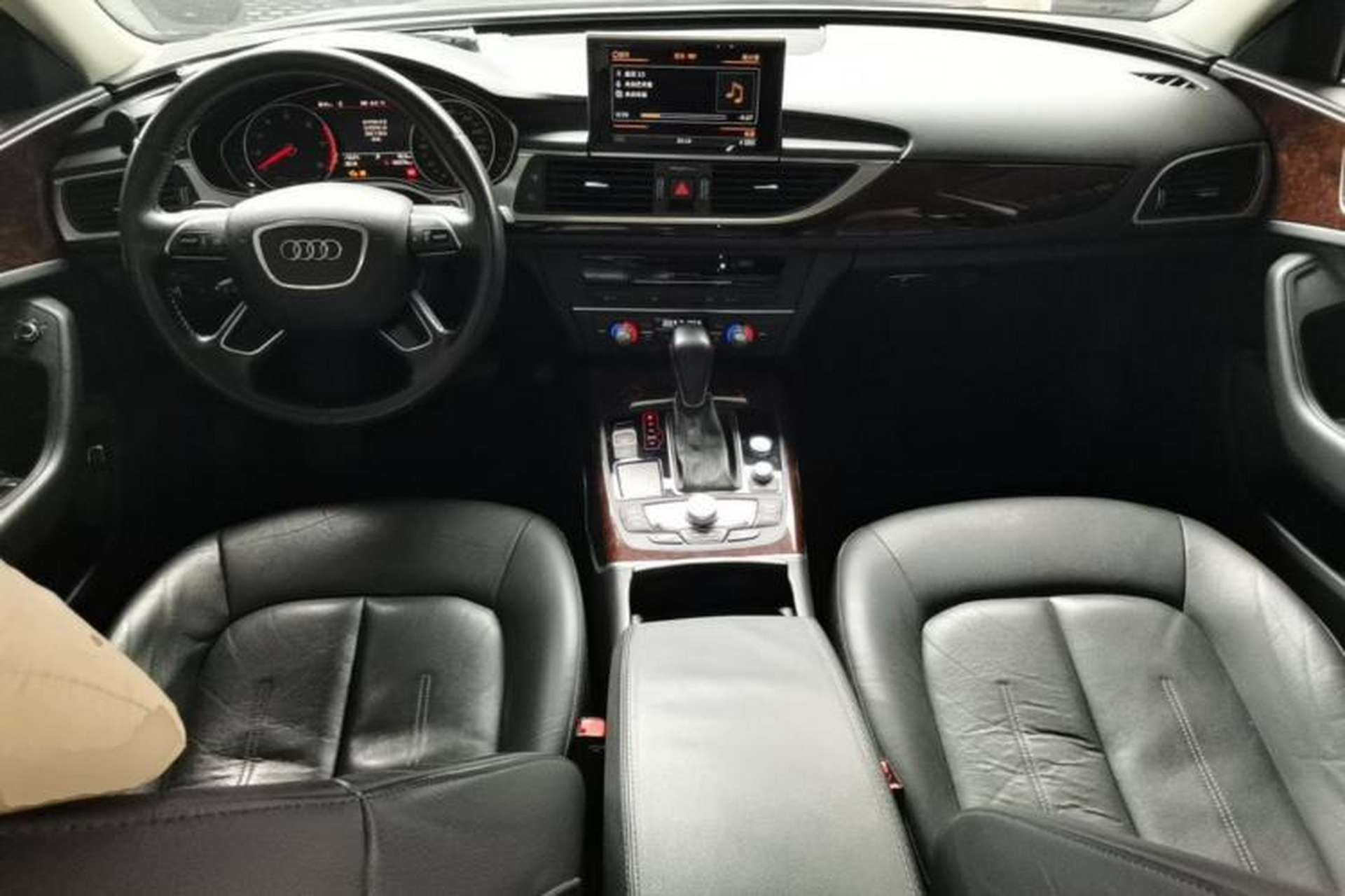 Used Audi A6L 2017 30 FSI Comfort Model Center Console