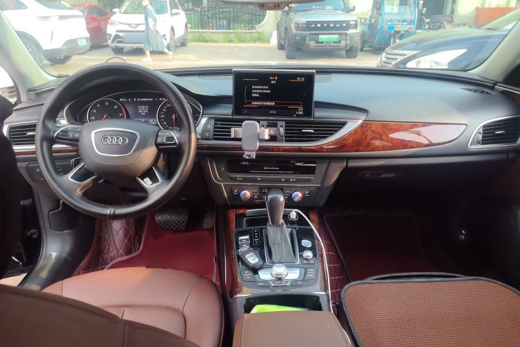 Used Audi A6L 2017 30 FSI Technology Model Center Console