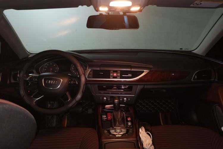 Used Audi A6L 2017 TFSI Comfort Model Center Console