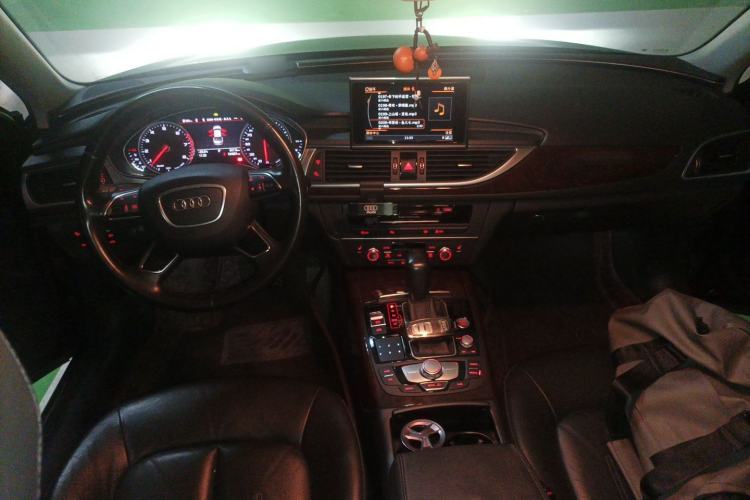 Used Audi A6L 2017 30 FSI Technology Model Center Console