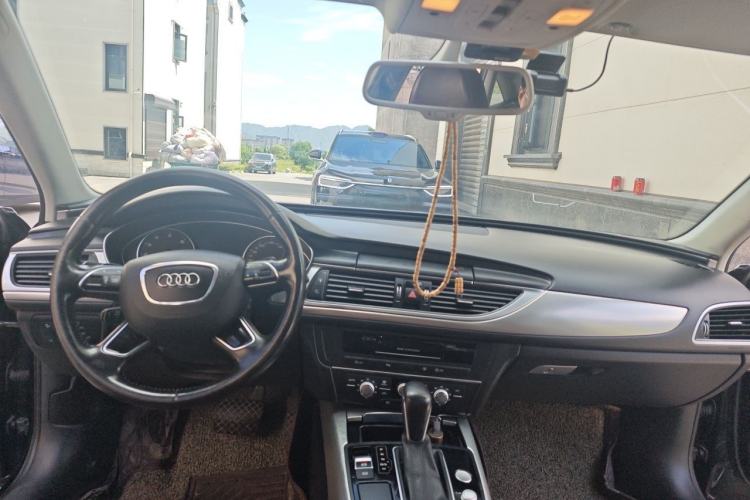 Used Audi A6L 2017 TFSI Sport Edition Center Console