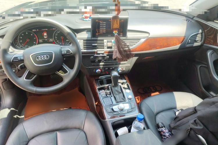 Used Audi A6L 2017 30 FSI Comfort Model Center Console