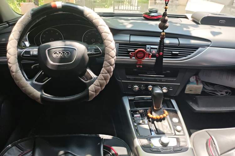 Used Audi A6L 2017 TFSI Sport Edition Center Console