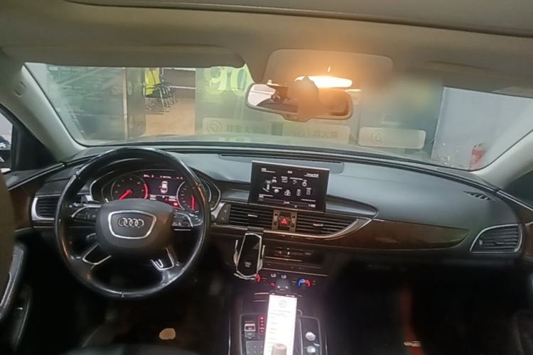Used Audi A6L 2017 30 FSI Comfort Model Center Console