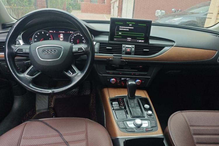 Used Audi A6L 2017 30 FSI Comfort Model Center Console