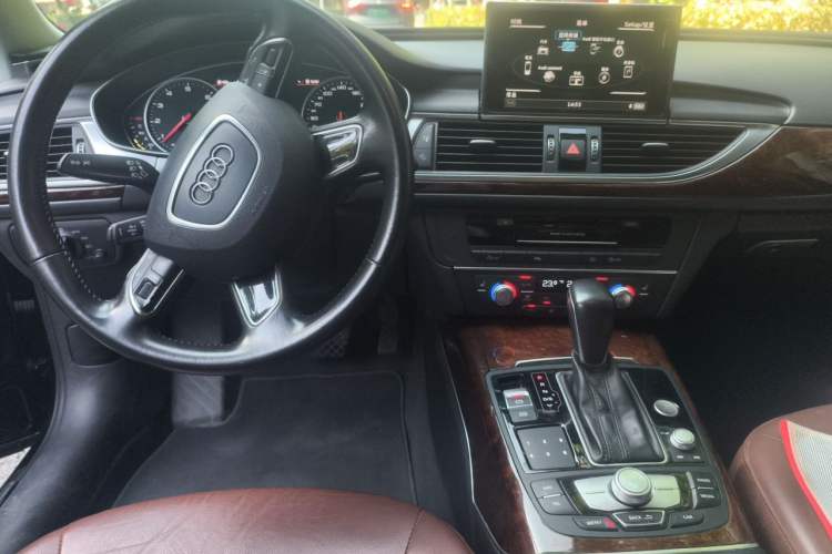 Used Audi A6L 2017 30 FSI Comfort Model Center Console