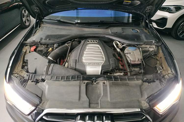Used Audi A6L 2017 30 FSI Comfort Model Engine Bay