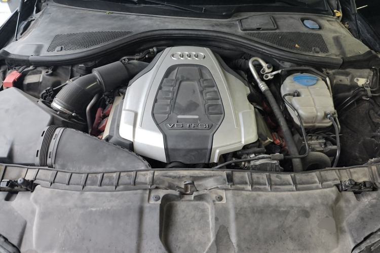 Used Audi A6L 2017 45 TFSI quattro Sport Edition Engine Bay