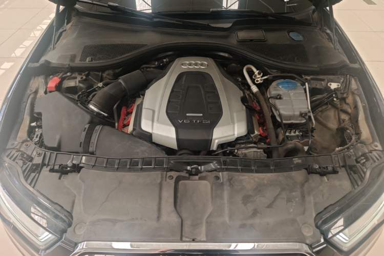 Used Audi A6L 2017 45 TFSI quattro Sport Edition Engine Bay