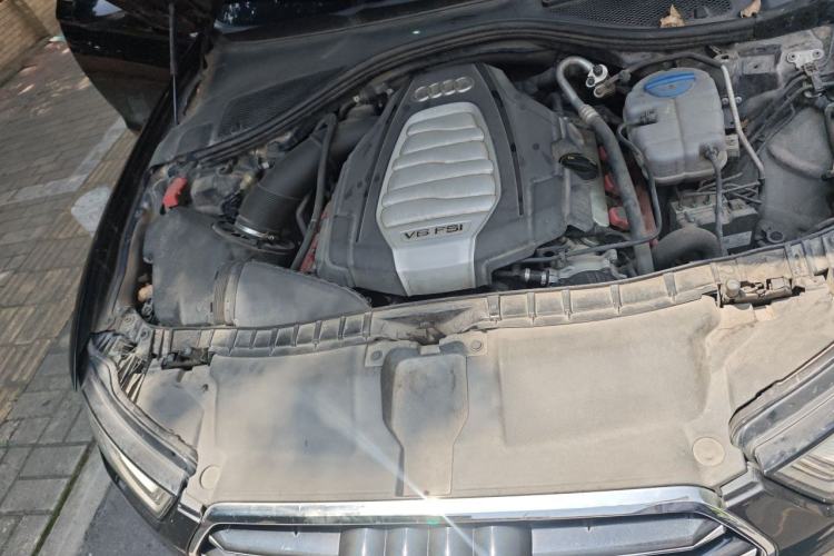 Used Audi A6L 2017 30 FSI Comfort Model Engine Bay