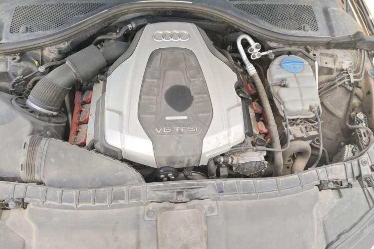 Used Audi A6L 2017 45 TFSI quattro Sport Edition Engine Bay