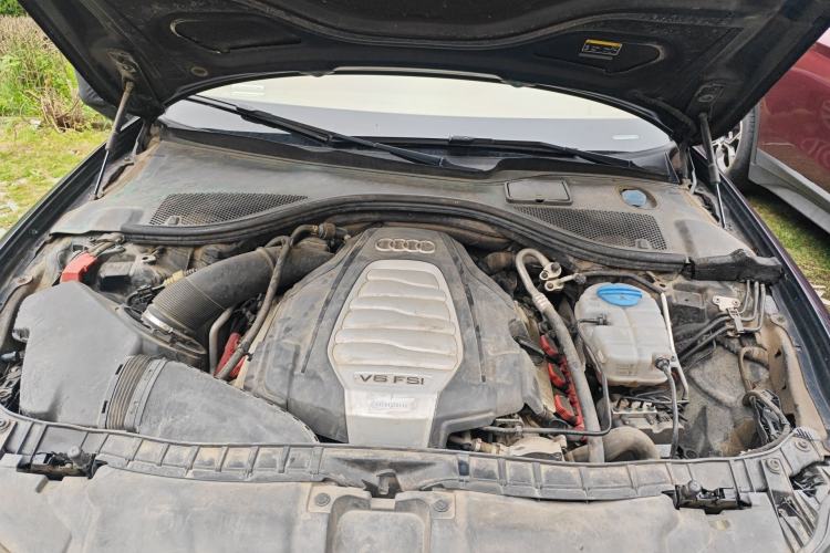 Used Audi A6L 2017 30 FSI Comfort Model Engine Bay