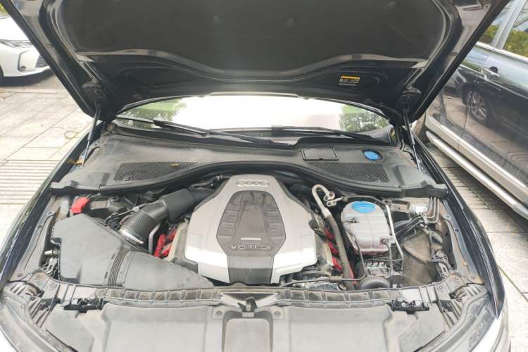 Used Audi A6L 2017 45 TFSI quattro Sport Edition Engine Bay