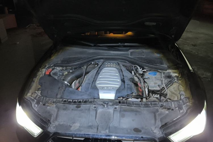 Used Audi A6L 2017 30 FSI Comfort Model Engine Bay