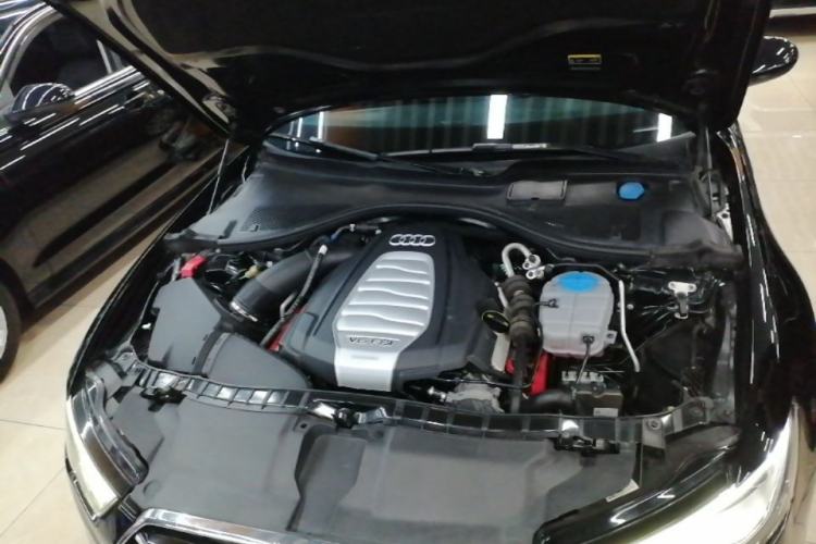 Used Audi A6L 2017 30 FSI Technology Model Engine Bay