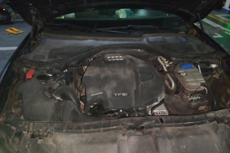 Used Audi A6L 2017 TFSI Comfort Model Engine Bay