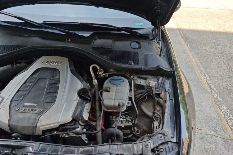 Used Audi A6L 2017 45 TFSI quattro Sport Edition Engine Bay Left