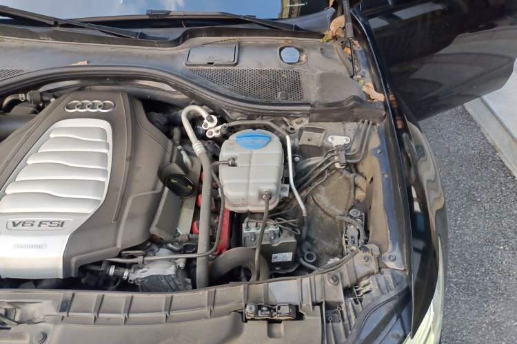 Used Audi A6L 2017 30 FSI Comfort Model Engine Bay Left