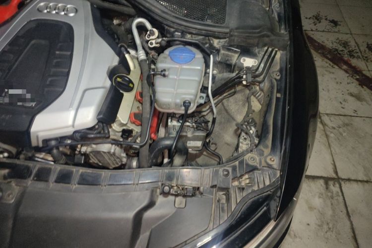 Used Audi A6L 2017 45 TFSI quattro Sport Edition Engine Bay Left