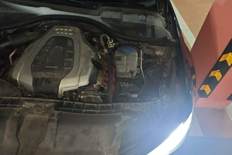 Used Audi A6L 2017 45 TFSI quattro Sport Edition Engine Bay Left