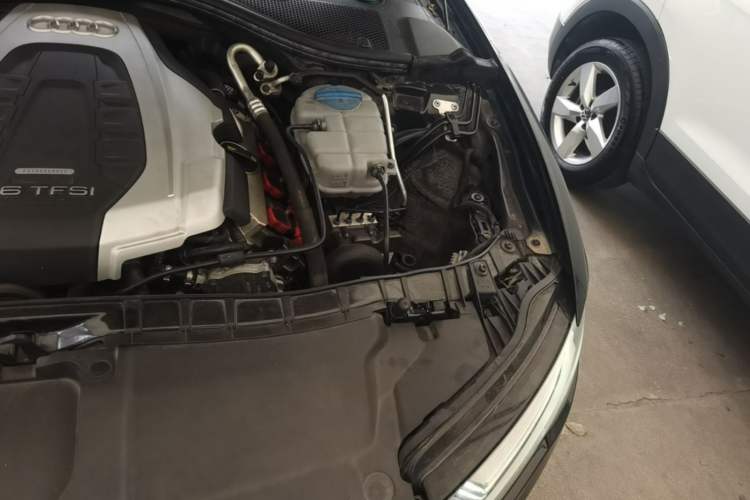 Used Audi A6L 2017 45 TFSI quattro Sport Edition Engine Bay Left
