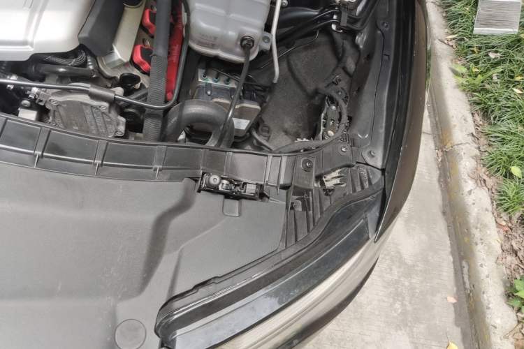 Used Audi A6L 2017 45 TFSI quattro Sport Edition Engine Bay Left