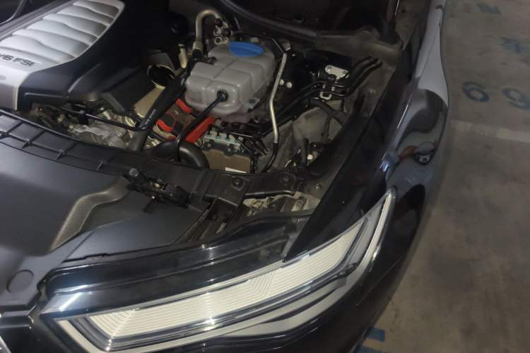 Used Audi A6L 2017 30 FSI Comfort Model Engine Bay Left
