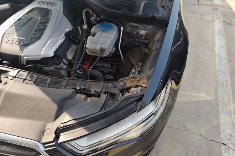 Used Audi A6L 2017 45 TFSI quattro Sport Edition Engine Bay Left