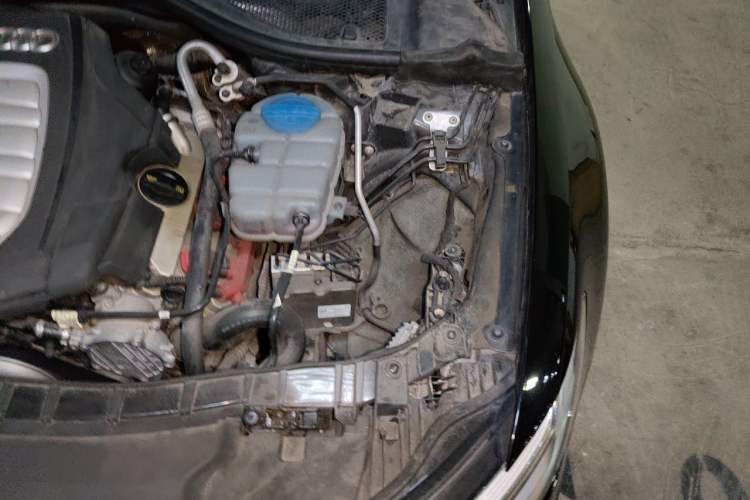 Used Audi A6L 2017 30 FSI Comfort Model Engine Bay Left