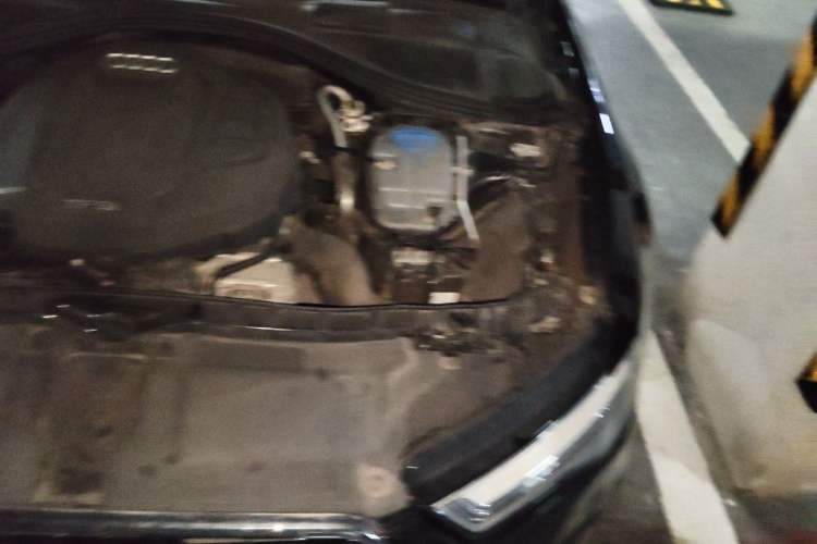 Used Audi A6L 2017 TFSI Technology Edition Engine Bay Left