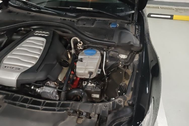 Used Audi A6L 2017 30 FSI Comfort Model Engine Bay Left