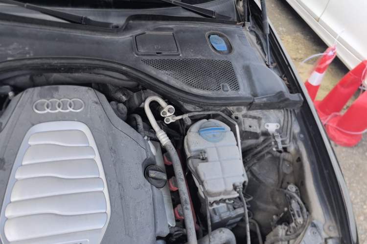 Used Audi A6L 2017 30 FSI Comfort Model Engine Bay Left