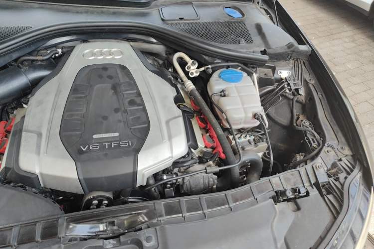 Used Audi A6L 2017 45 TFSI quattro Sport Edition Engine Bay Left