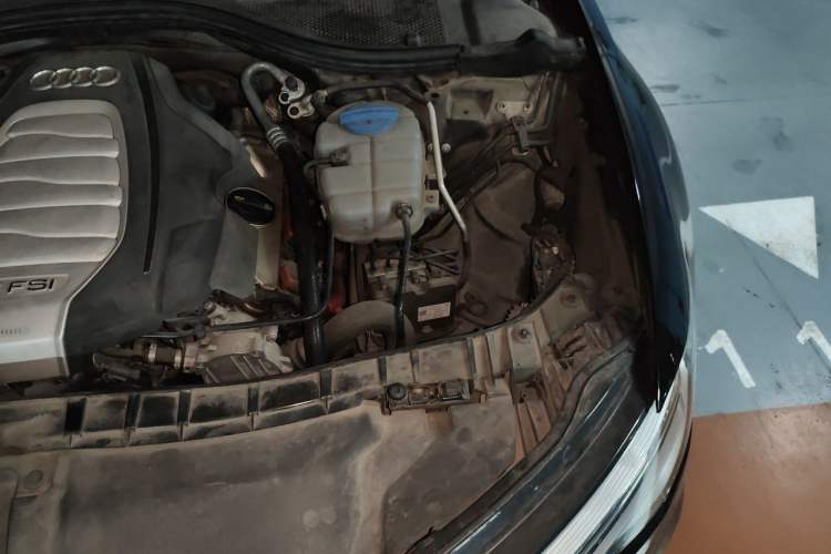 Used Audi A6L 2017 30 FSI Comfort Model Engine Bay Left