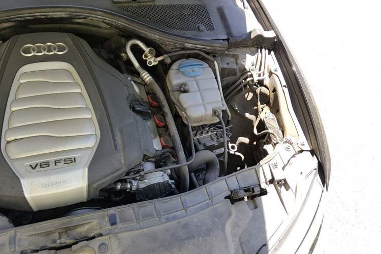 Used Audi A6L 2017 30 FSI Technology Model Engine Bay Left