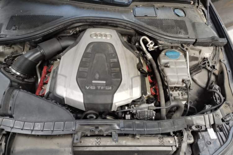 Used Audi A6L 2017 45 TFSI quattro Sport Edition Engine Bay Left