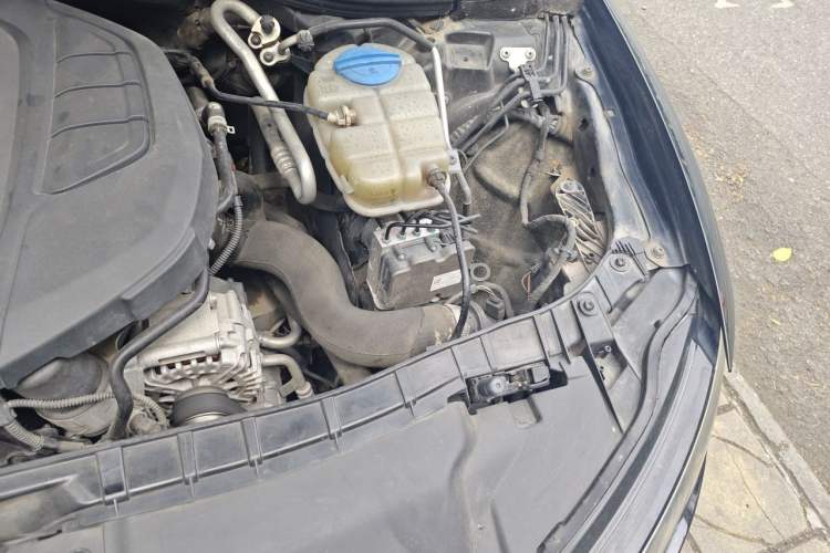 Used Audi A6L 2017 TFSI Technology Edition Engine Bay Left