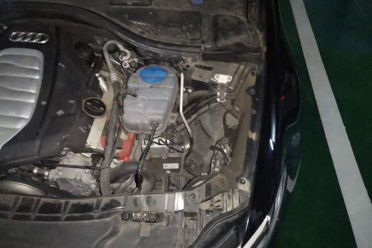 Used Audi A6L 2017 30 FSI Comfort Model Engine Bay Left
