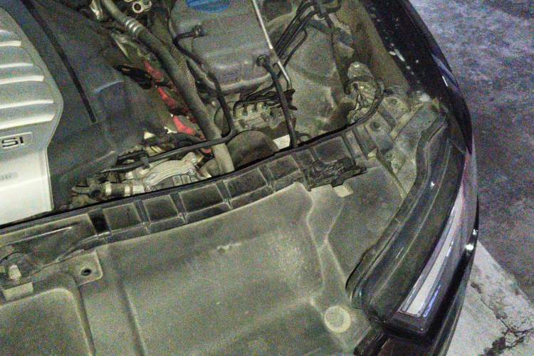 Used Audi A6L 2017 30 FSI Technology Model Engine Bay Left