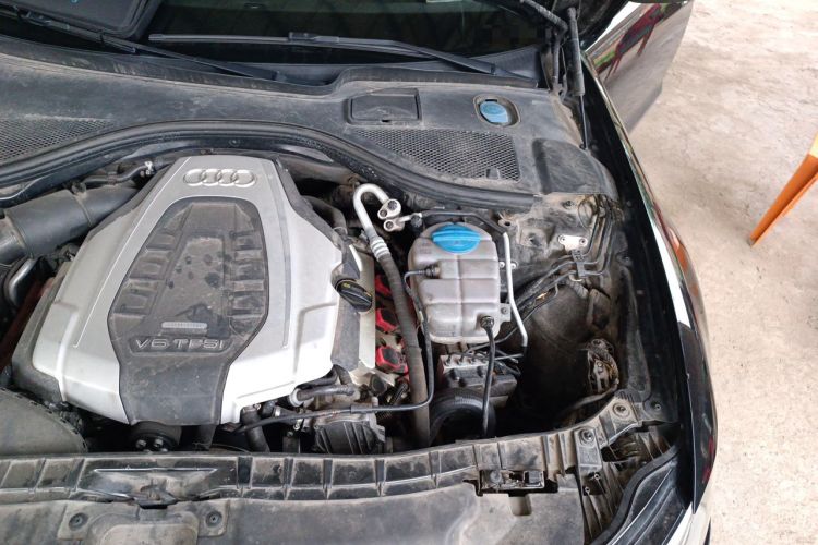 Used Audi A6L 2017 45 TFSI quattro Sport Edition Engine Bay Left